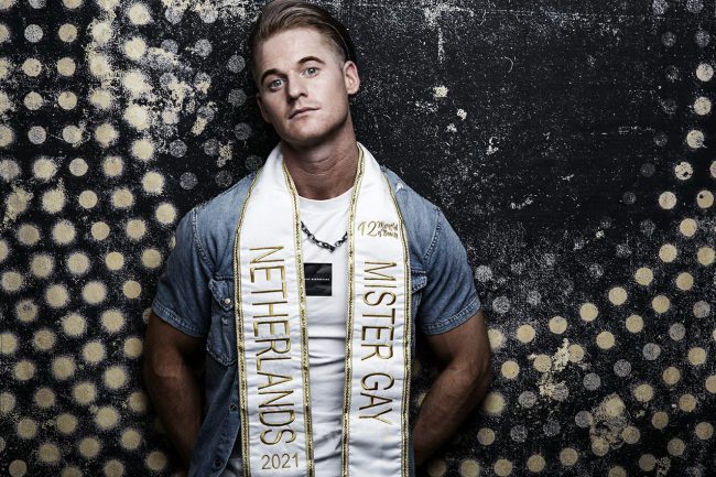 fbf10a19-5613-4b80-982b-40e7fbd6c6c1 2